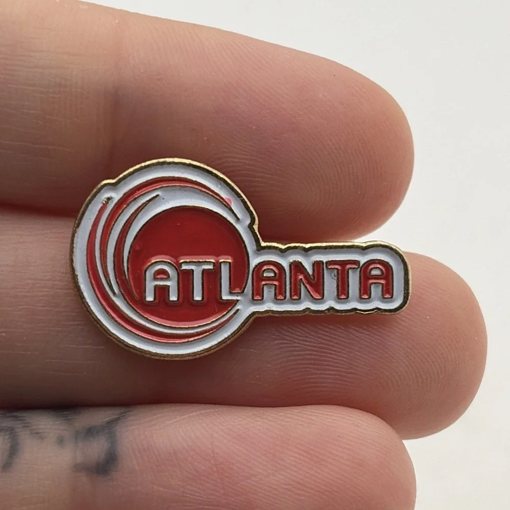 Atlanta Georgia City Souvenir Lapel Hat Pin Red White Gold Tone Enamel Pinback